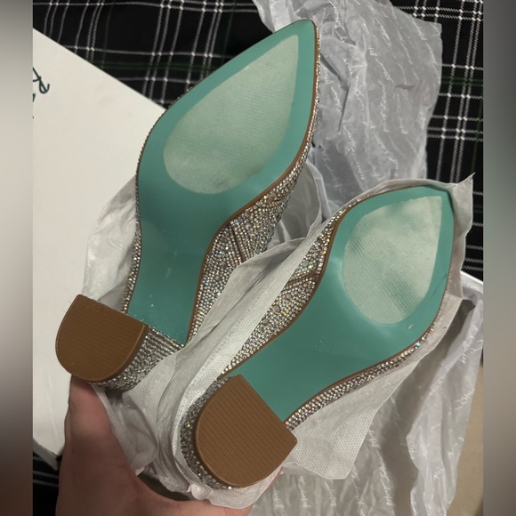 BETSEY JOHNSON rhinestone booties! - Picture 2 of 4
